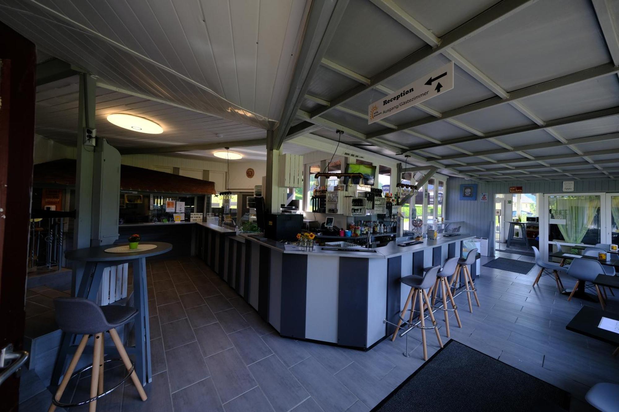 B Und B Titisee Hotel Sonnenmatte Nahe Badeparadies Luaran gambar