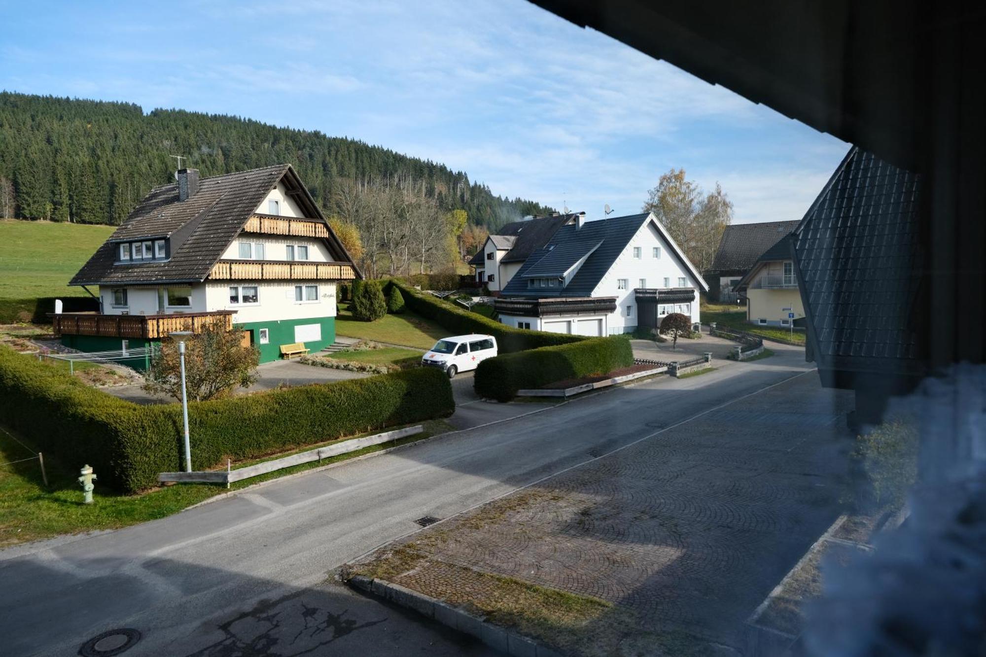B Und B Titisee Hotel Sonnenmatte Nahe Badeparadies Luaran gambar